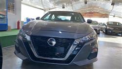 نيسان ألتيما